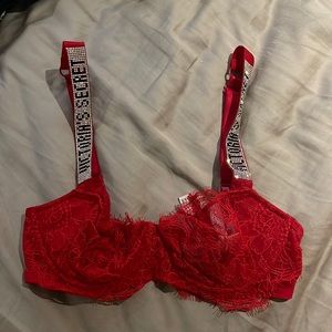 Victoria Secret Unlined Shine Strap Bra